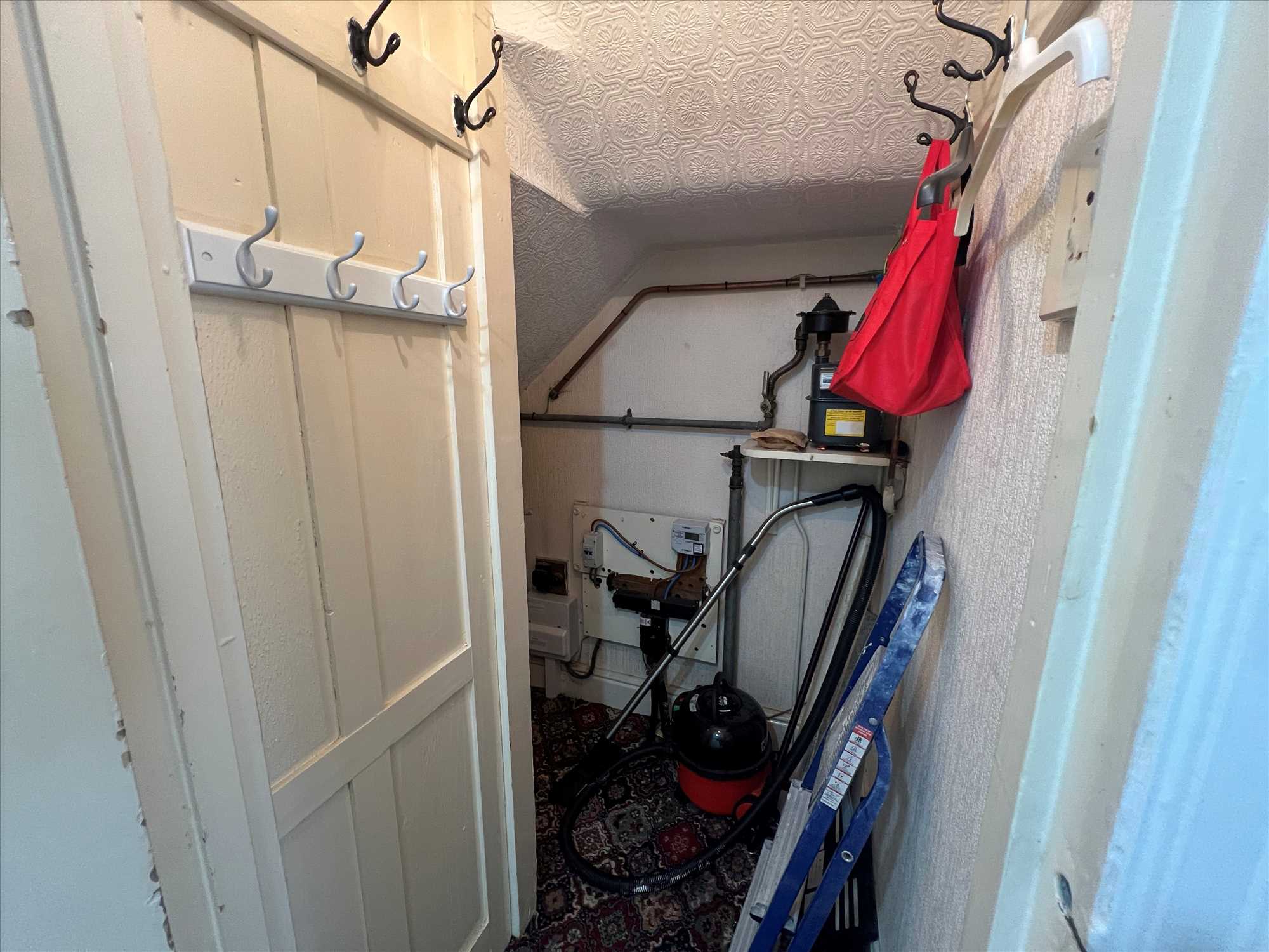 Fulford Road - Picture 12