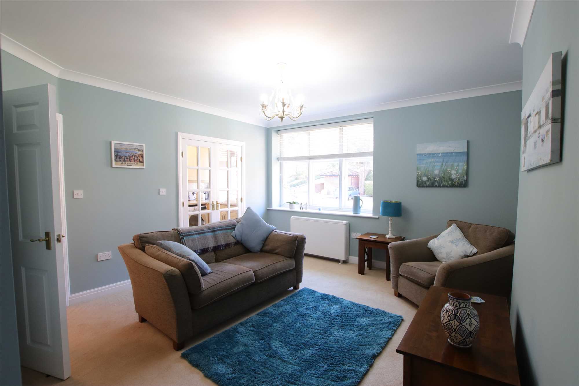 May Lodge - Picture 3