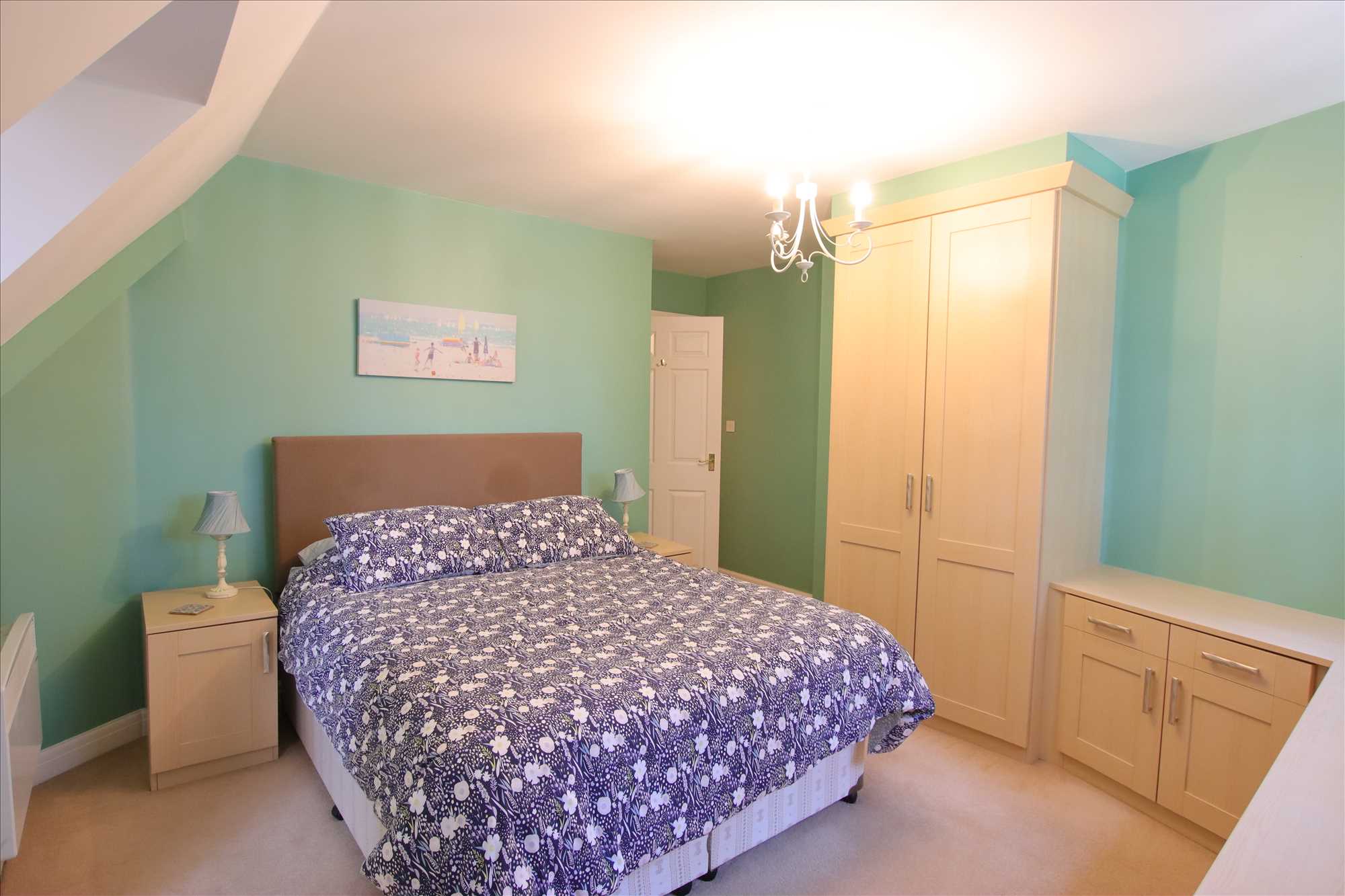 May Lodge - Picture 8