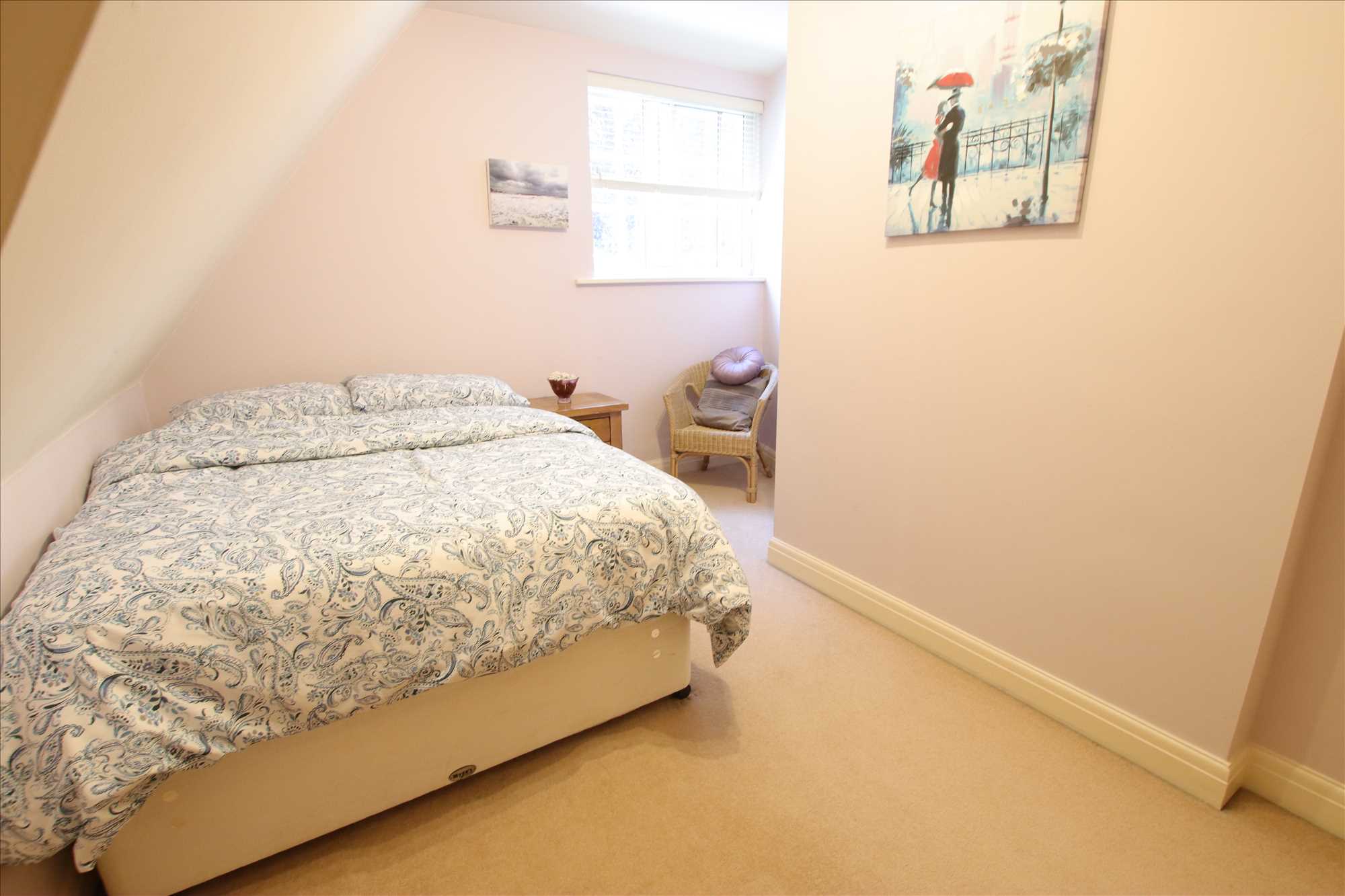 May Lodge - Picture 12