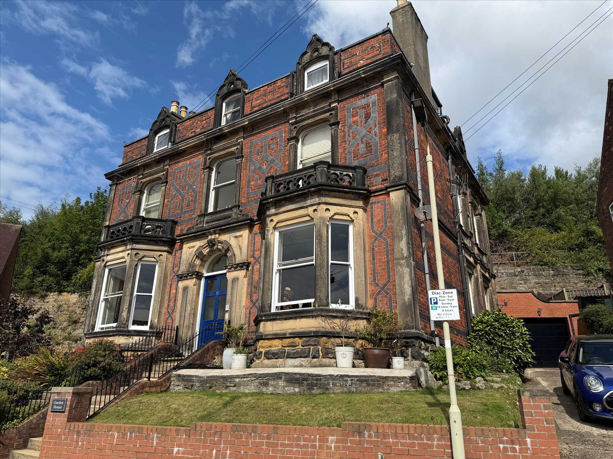 Westwood Gardens - Picture 1