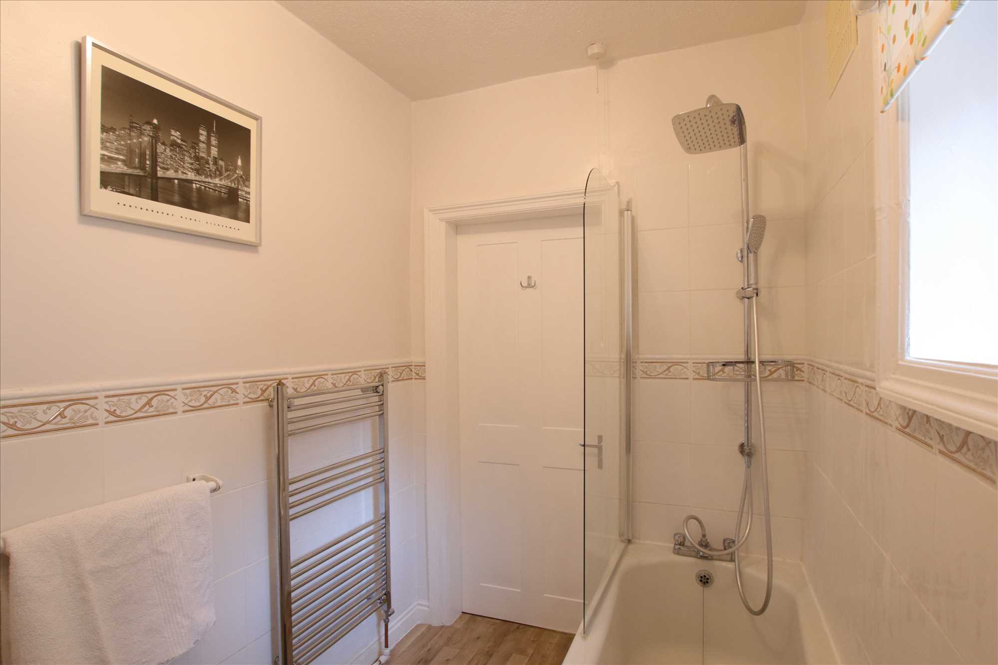 Esplanade Road - Picture 10