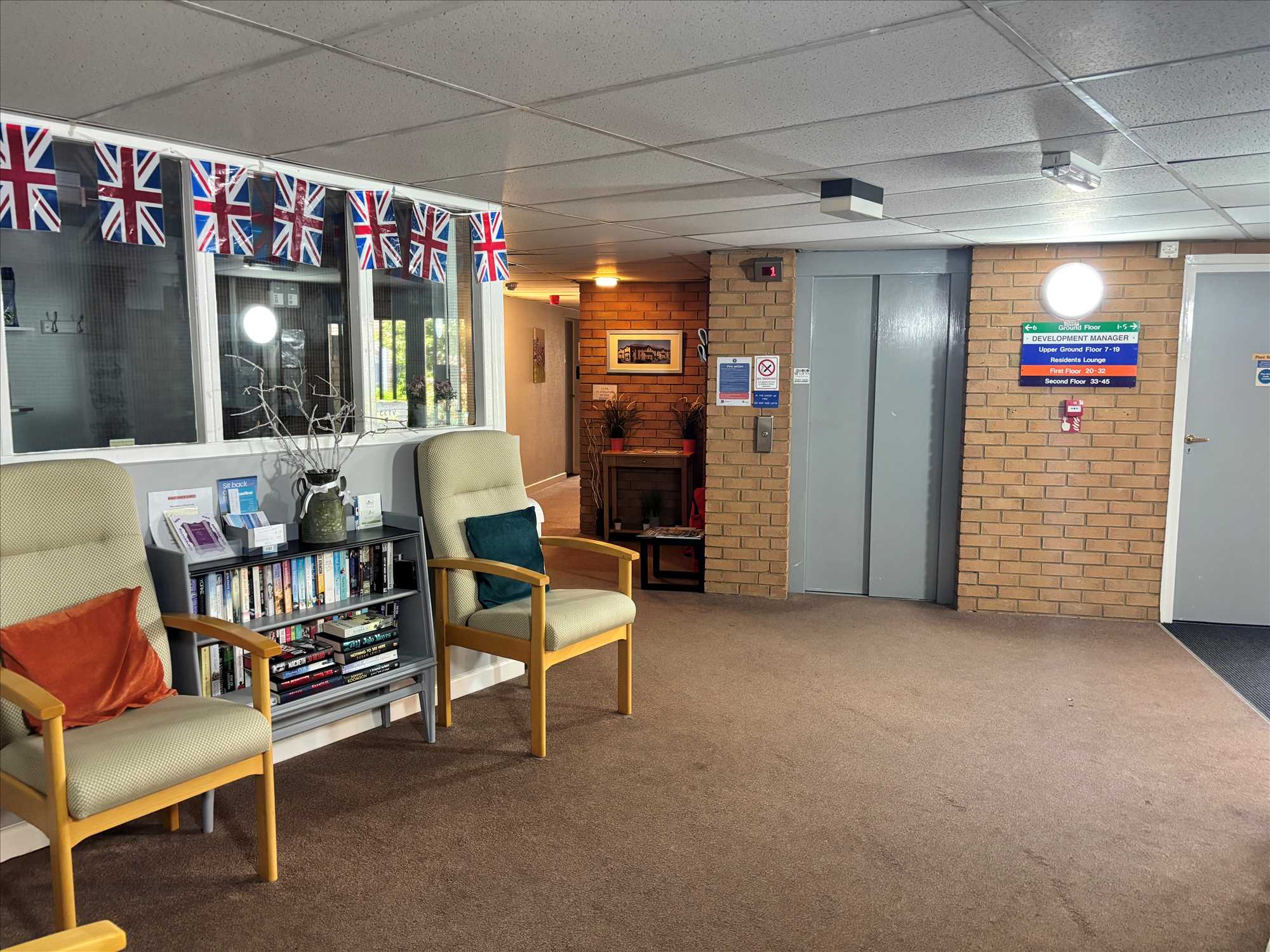 Homecrest House - Picture 13