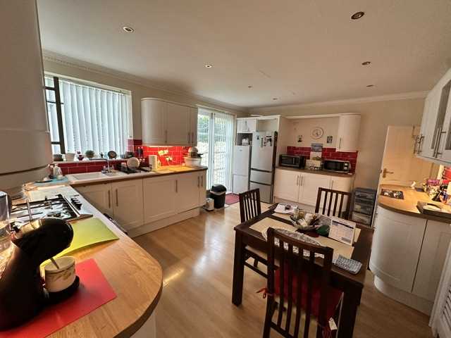Ground Floor Flat - Picture 10